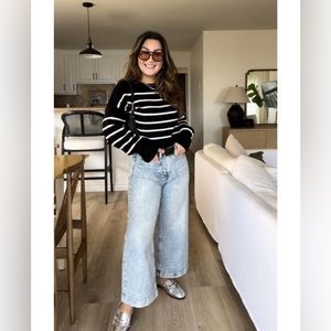 GAP Light Blue Cropped Jeans